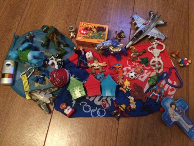 Photo lot de jouets tortue ninja, ben 10, zombie, monstre &co, ... image 3/3