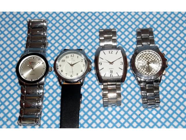 Photo lot divers montres ideal revente braderie ou autres. image 3/6