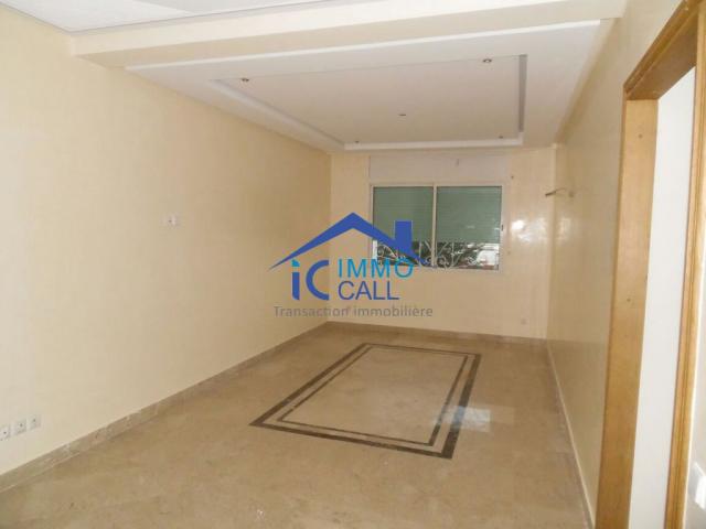 Photo Luxueuse appartement 100 m2 en location à Hay Riad image 3/6