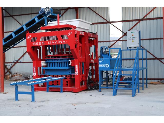 Photo Machine a Parpaing Prs 400 image 3/3