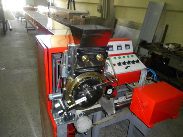 Photo Machine de sucre semi-automatique le type C image 3/6
