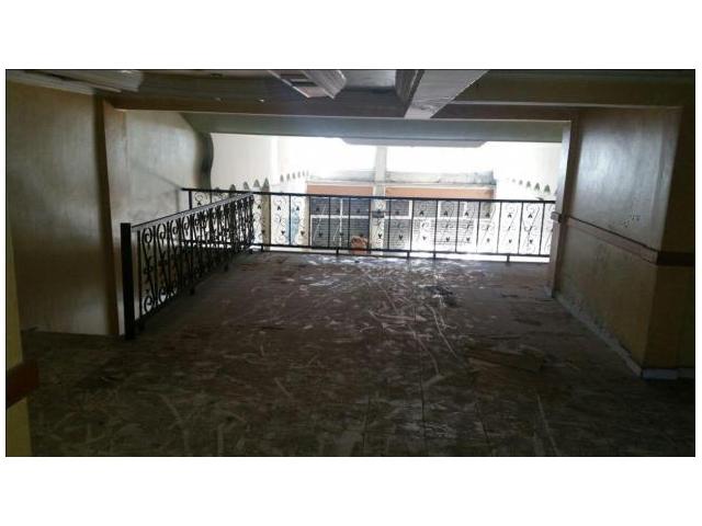 Photo Magasin de 280m2 Ain borja image 3/5