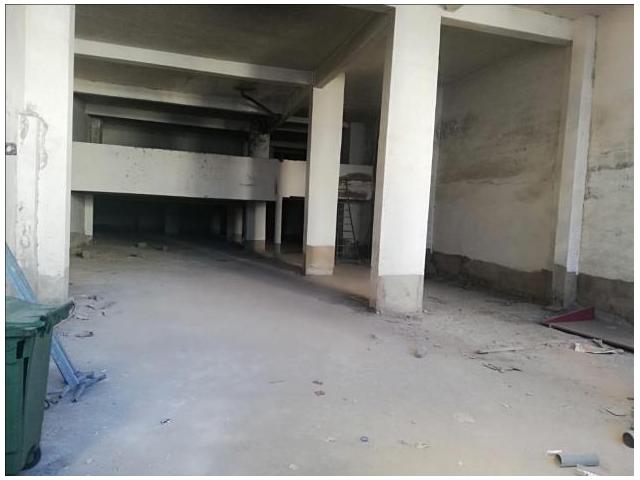 Photo Magasin en vente sur roches noires de 648m image 3/4