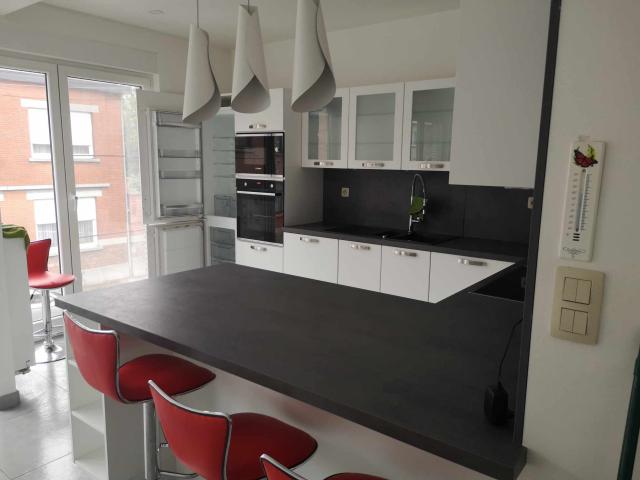 Photo Maison bel-étage entièrement rénovée 2 chambres image 3/6