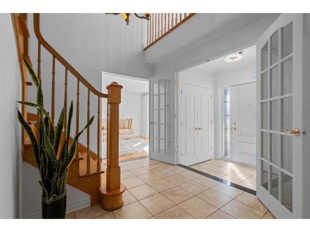Photo Maison de prestige dans un rond-point à Pincourt (Quebec) image 3/6