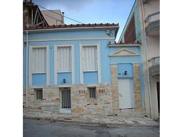 Photo Maison Néoclassique en pierre 70+60 m2 Ville portuaire Lavrion Attique  GRECE image 3/6