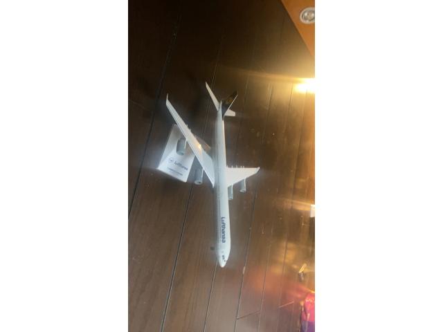 Photo Maquette Lufthansa Airlines Airbus a 340-600 image 3/4