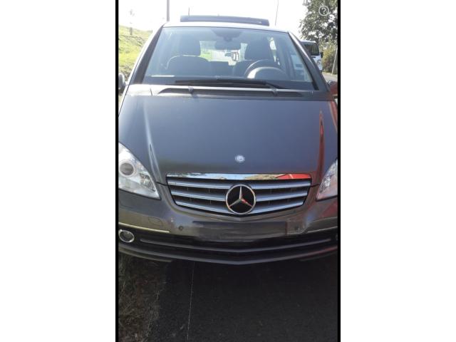 Photo Mercedes A180 boîte automatique image 3/6