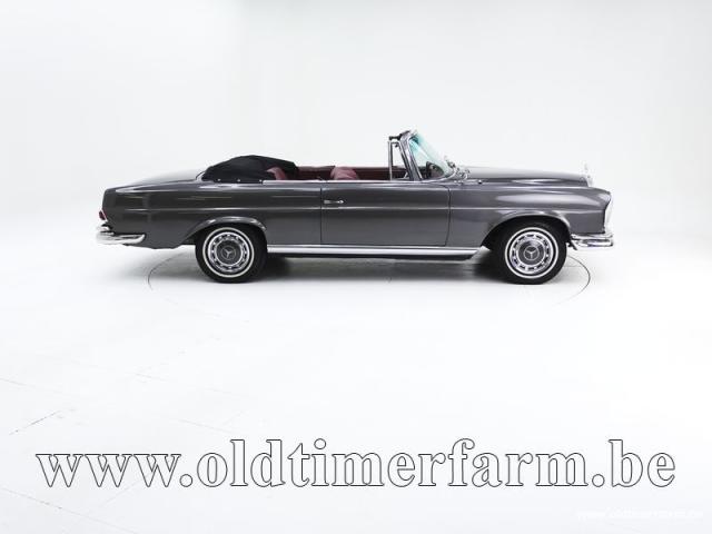 Photo Mercedes-Benz 220 SE '63 CH8952 image 3/6