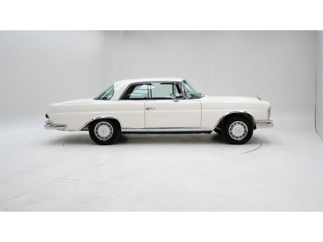 Photo Mercedes-Benz 280 SE '68 CH00164 image 3/6