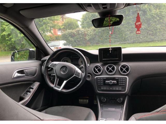 Photo Mercedes-Benz Classe A - III 220 CDI FASCINATION 7G-DCT image 3/4
