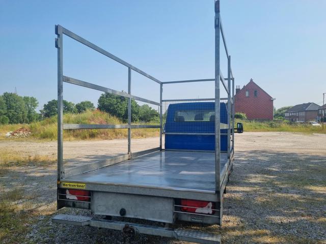 Photo Mercedes Sprinter 2013 Plateau 4m30 316cdi 163cv boite auto image 3/6