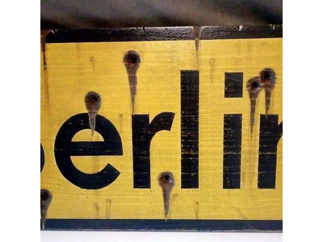 Photo MILITARIA Panneau allemand WW2 : BERLIN image 3/5