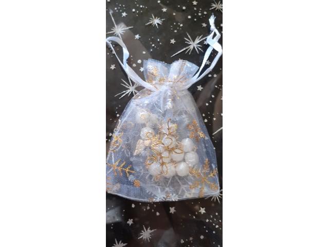Photo Mini chapelet de couleur ivoire & sac organsa image 3/6
