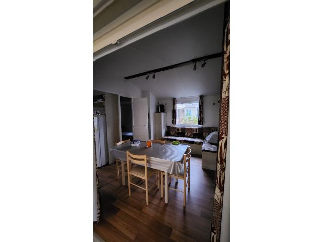 Photo Mobil-home résidentiel sur parcelle de camping image 3/3