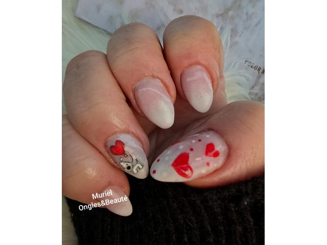 Photo Modèles ongles image 3/6