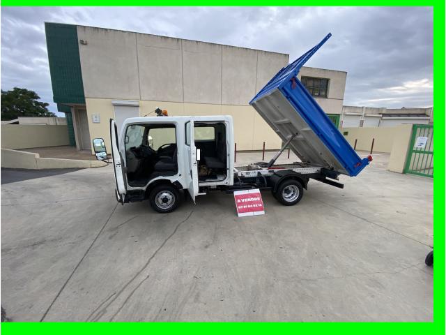 Photo Nissan benne. cabstar benne double cabine 6 places comme neuf contrôle ok vierge .  avec moteur n400 image 3/6