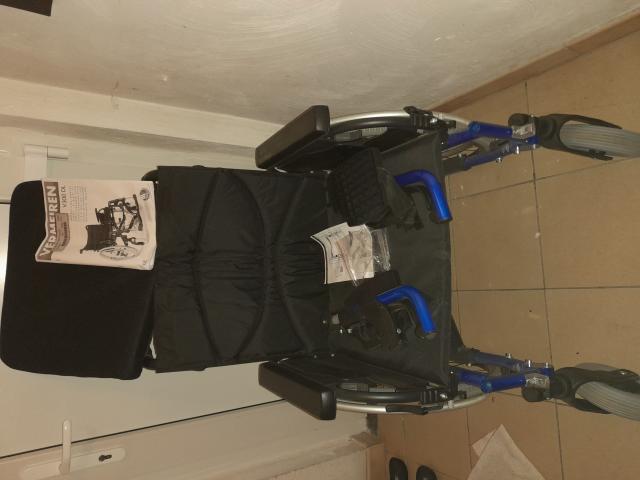 Photo Nouveau fauteuil roulant & facture d achat image 3/4