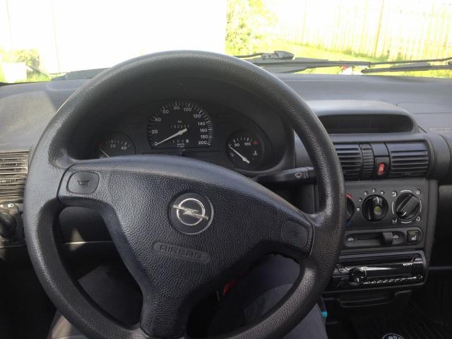 Photo Opel Corsa 1,2 16V Swing 1999 image 3/3