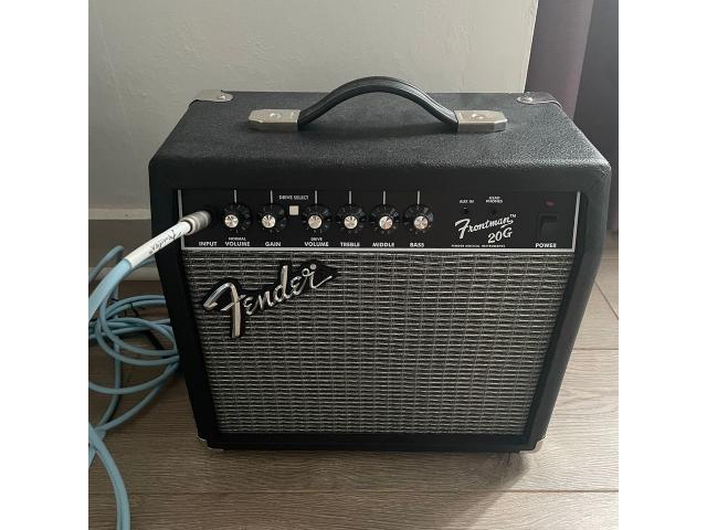 Photo Pack fender- guitare électrique bleu image 3/6