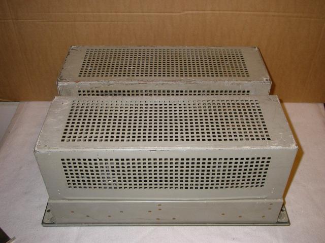 Photo Paire d'amplificateurs de puissance à lampes Maihak B-V44B image 3/4