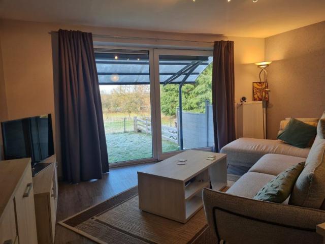 Photo Paliseul : bel appartement, REZ, 2ch, terrasse, jardin, parking. image 3/4