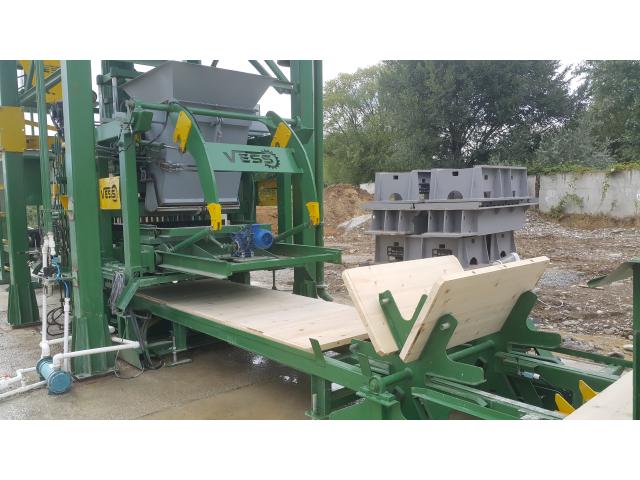 Photo PARPAING – MACHINE À PAVE EN BÉTON (AUTOMATIQUE) - 245 000 $ image 3/6