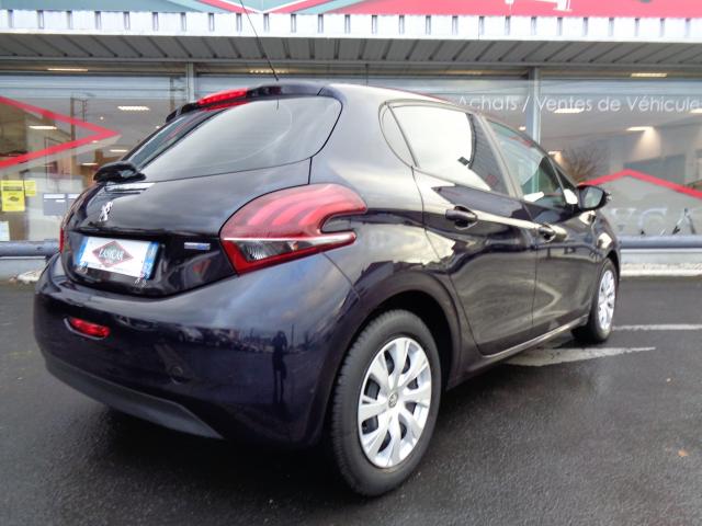 Photo Peugeot 208 1.6 HDI 75 CV ACTIVE image 3/4