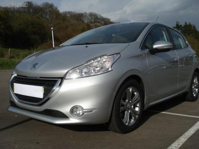 Photo PEUGEOT 208 Business Pack 5 EHDI FAP92ch image 3/3