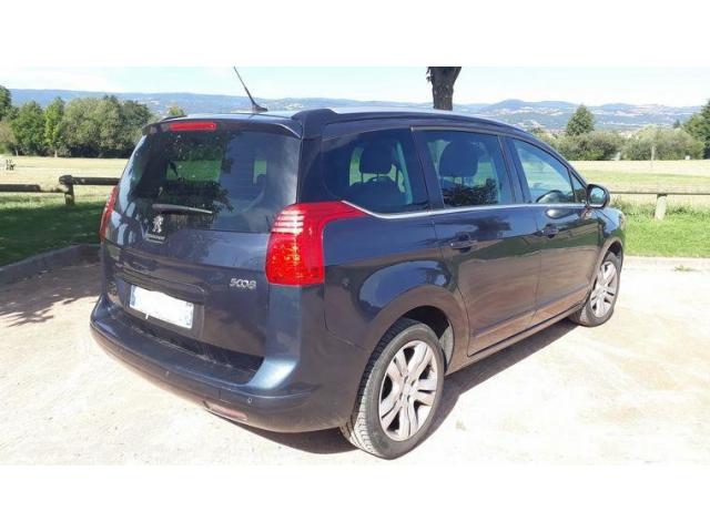 Photo Peugeot 5008 1.6 HDI 115 FAP ALLURE 7PL image 3/5