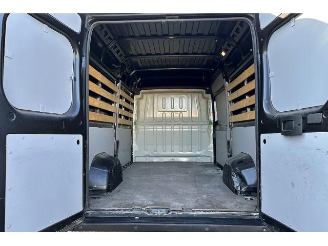 Photo Peugeot Boxer 2.2 BlueHDi L3H2 Pro S&S - 03 2021 image 3/6