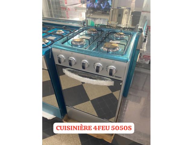 Photo PLAQUE DE CUISSON ET CUISINIERE A VENDRE image 3/4