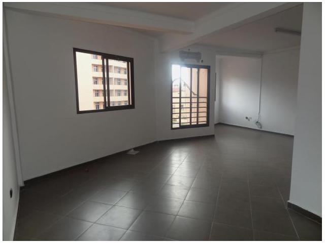 Photo Plateau bureau lumineux à louer situé en plein centre de Gueliz image 3/3