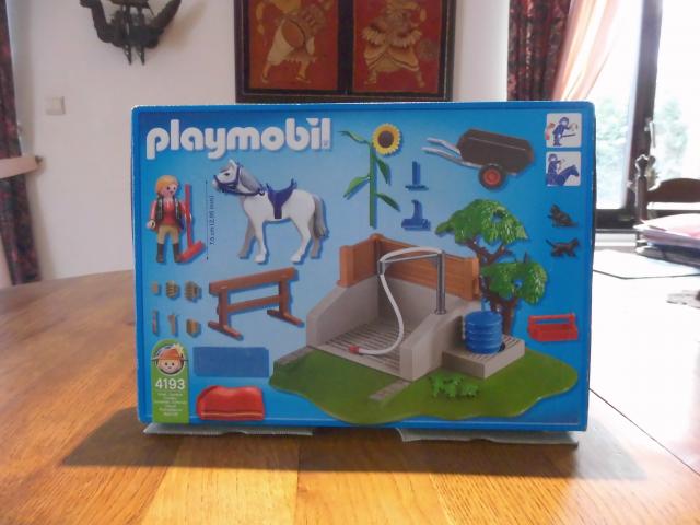 Photo Playmobil 4193: Box lavage pour chevaux avec boîte et notice de montage   cf. photos. image 3/6
