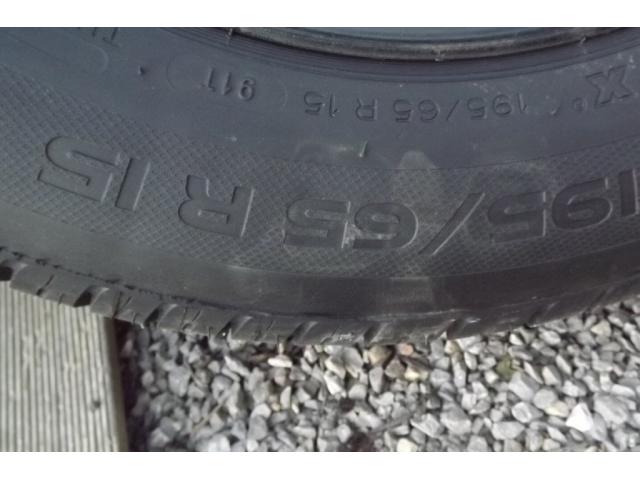 Photo PNEU MICHELIN 195/65 R15 image 3/3