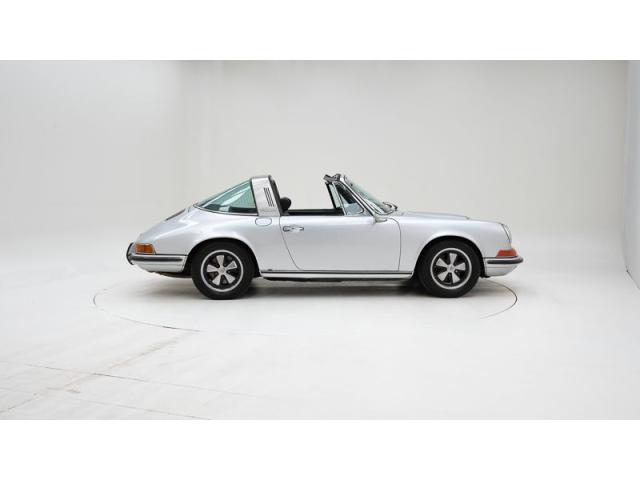 Photo Porsche 911 2.4 T/E Targa '71 CH10371 image 3/6