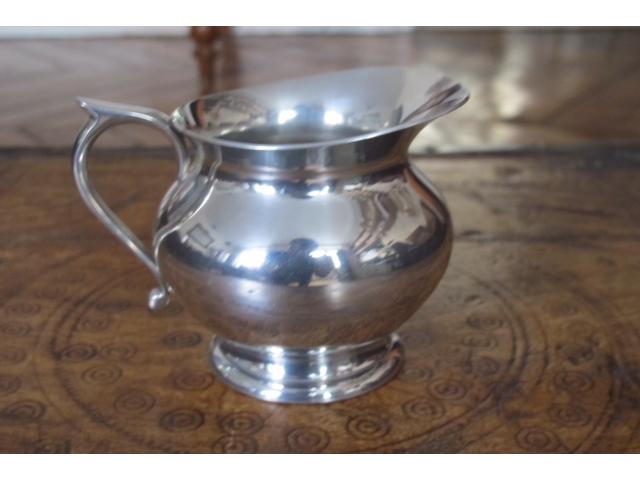 Photo Pot à lait Etain du Manoir / pour service à thé ou café image 3/6