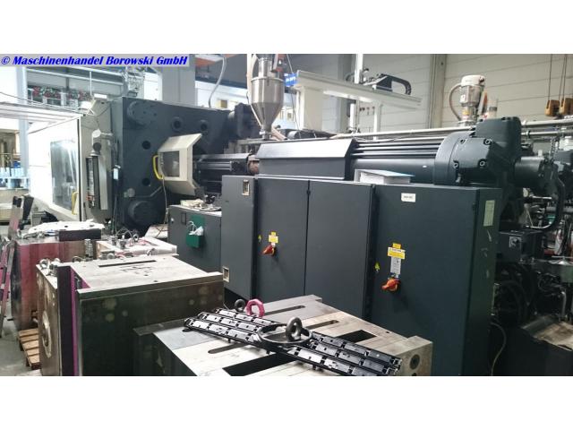 Photo Presse a injecter d`occasion Demag Ergotech 1300-8000 NC4 image 3/4