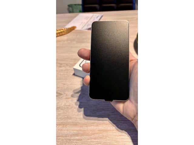 Photo Samsung S25 neuf image 3/3