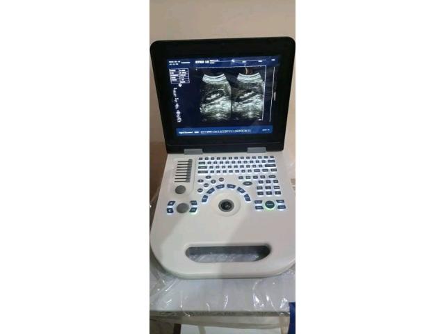 Photo Scanner à ultrasons vétérinaire image 3/6