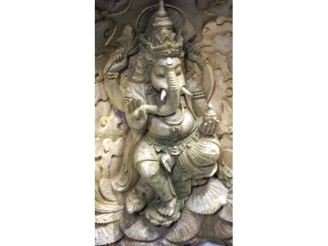 Photo Sculpture de Ganesh en bois de crocodile - H: 50 cm image 3/4