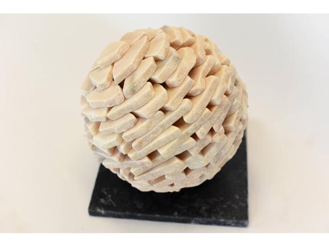 Photo Sculpture en Marbre Rose - Statue - Décoration Maison image 3/5