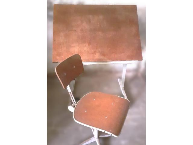 Photo Siège d'atelier vintage année 1950 image 3/4