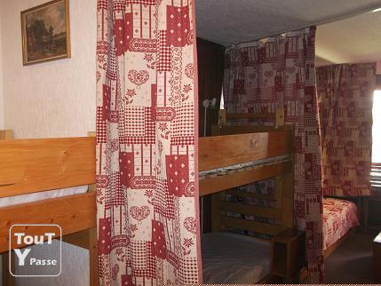 Photo SKIER A Val  thorens  PRIMER MEILLEUR  STATION EUROPE. image 3/6
