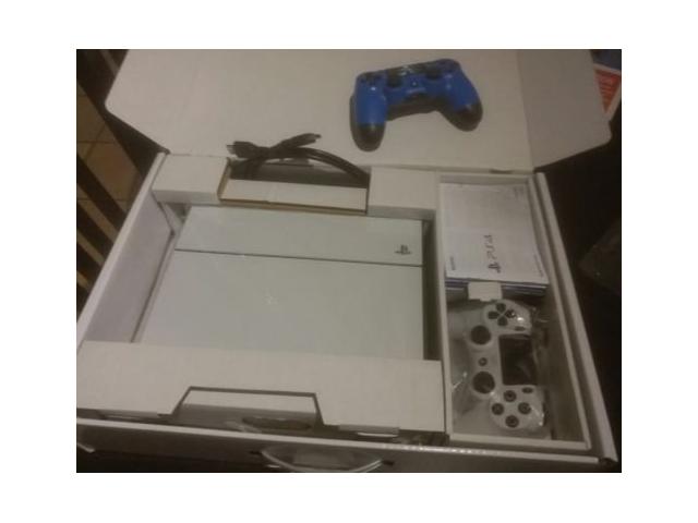 Photo Sony PS4 blanche 500 gigas image 3/3