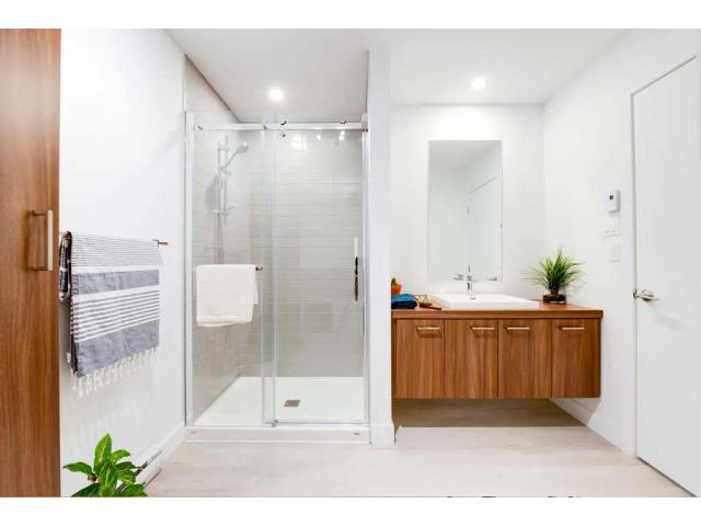 Photo Spacieuse Unité 2 Chambres au Complexe Le Pivot (Quebec) image 3/6