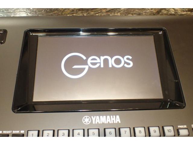 Photo Station de travail numérique Yamaha Genos image 3/3