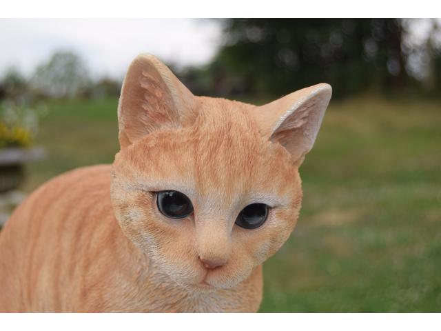 Photo Superbe chat roux tigré en polyrésine de grande qualité image 3/6
