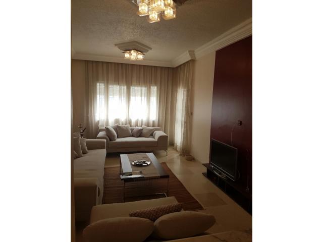 Photo superbe f3 equipe cause demenagement image 3/6