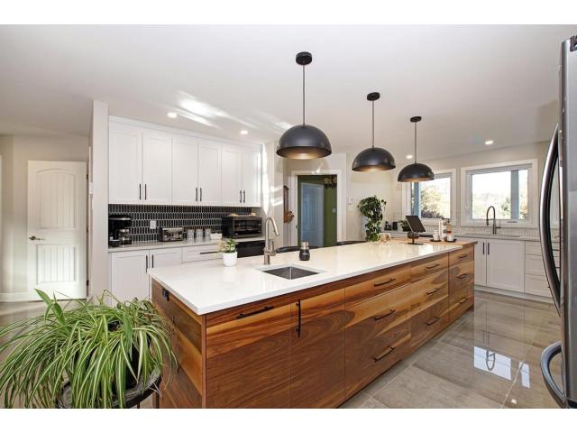 Photo Superbe maison rénovée au goût du jour St-Jean-de-Matha (Quebec) image 3/6